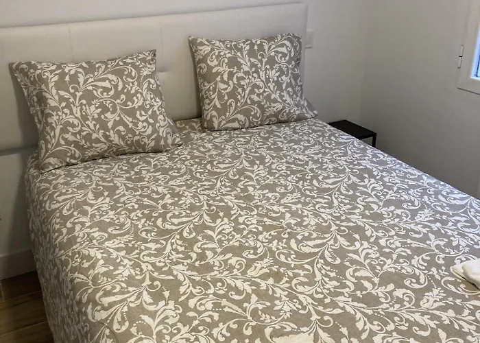 Plaza Castilla Apartments